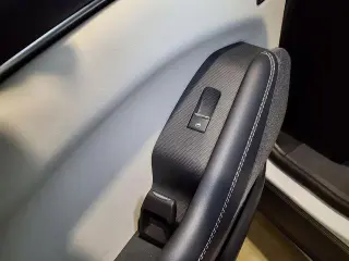 Ford Mustang Mach-E 2023 Premium 4dr SUV