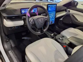 Ford Mustang Mach-E 2023 Premium 4dr SUV