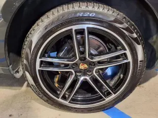 Porsche Macan 2020 AWD 4dr SUV