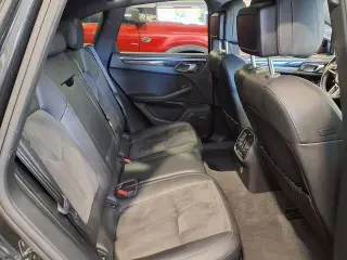 Porsche Macan 2020 AWD 4dr SUV