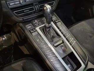 Porsche Macan 2020 AWD 4dr SUV