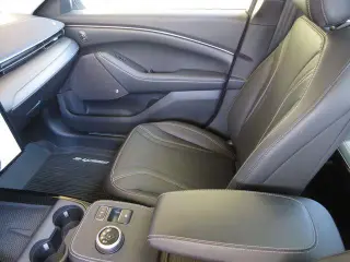 Ford Mustang Mach-E 2023 AWD Premium 4dr SUV