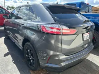 Ford Edge 2022 AWD SE 4dr Crossover