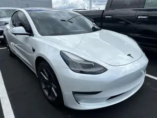 Tesla Model 3 2023 4dr Sedan