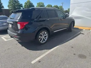 Ford Explorer 2023 AWD Platinum 4dr SUV