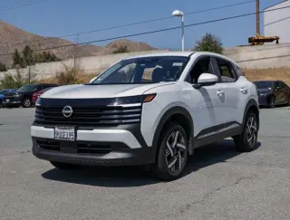 Nissan Kicks 2025 SV 4dr Crossover