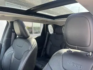 Jeep Cherokee 2019 4x4 Limited 4dr SUV
