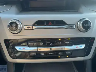 Ford Explorer 2023 AWD XLT 4dr SUV