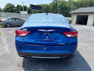 2015 Chrysler 200
