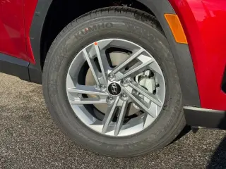Hyundai TUCSON 2026 SE 4dr SUV