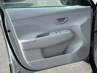 Hyundai KONA 2026 SE 4dr SUV