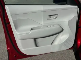 Hyundai KONA 2026 SE 4dr SUV
