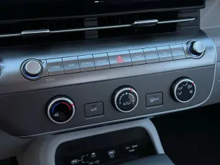 Hyundai KONA 2026 SE 4dr SUV
