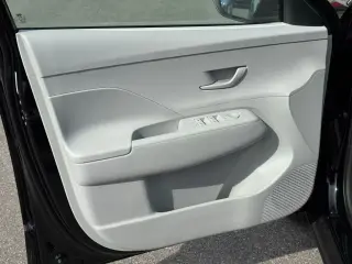 Hyundai KONA 2026 SE 4dr SUV