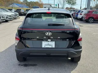 Hyundai KONA 2026 SE 4dr SUV