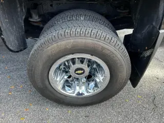 2011 Chevrolet Silverado 3500HD 4WD Crew Cab 167" DRW LTZ
