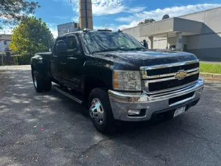 2011 Chevrolet Silverado 3500HD 4WD Crew Cab 167" DRW LTZ