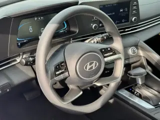 Hyundai ELANTRA 2026 SE 4dr Sedan