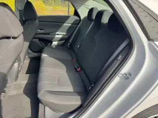 Hyundai ELANTRA 2026 SE 4dr Sedan