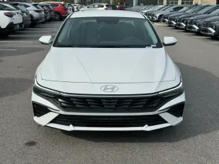 Hyundai ELANTRA 2026 SE 4dr Sedan