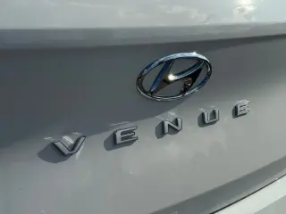 Hyundai VENUE 2026 SE 4dr Crossover