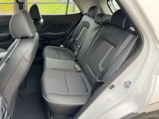 Hyundai VENUE 2026 SEL 4dr Crossover