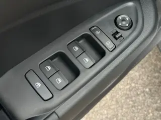 Hyundai VENUE 2026 SEL 4dr Crossover