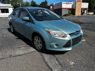 2012 Ford Focus SE Sedan