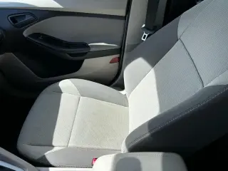 2012 Ford Focus SE Sedan