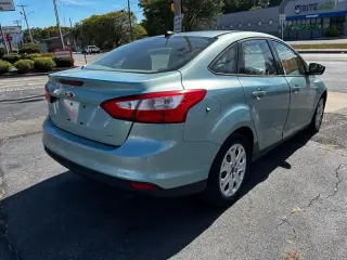 2012 Ford Focus SE Sedan