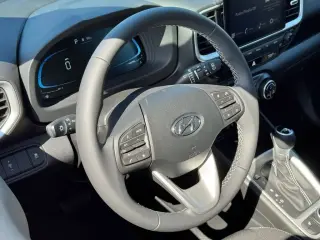 Hyundai VENUE 2026 SEL 4dr Crossover
