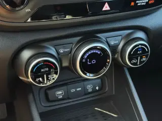 Hyundai VENUE 2026 SEL 4dr Crossover