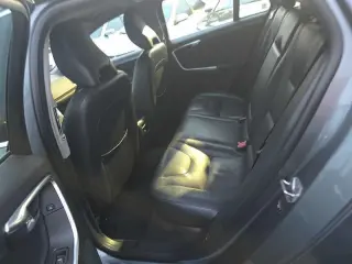 2016 Volvo V60
