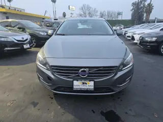 2016 Volvo V60