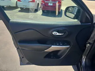 2018 Jeep Cherokee