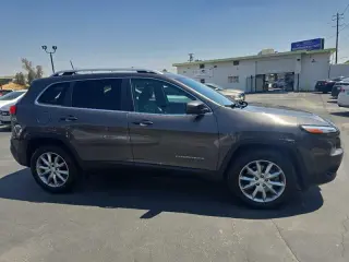 2018 Jeep Cherokee