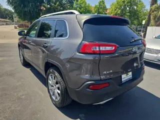 2018 Jeep Cherokee
