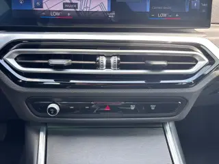 2024 BMW 3 Series 330i Sedan