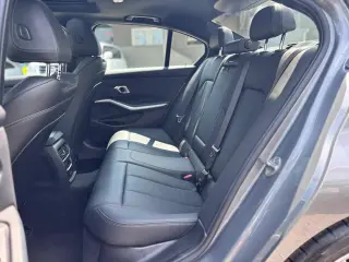2024 BMW 3 Series 330i Sedan