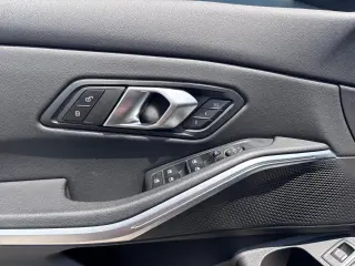 2024 BMW 3 Series 330i Sedan