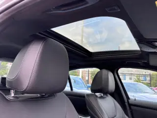 2024 BMW 3 Series 330i Sedan