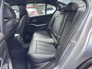 2024 BMW 3 Series 330i Sedan