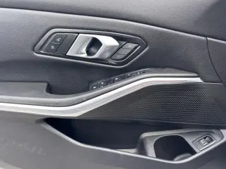 2024 BMW 3 Series 330i Sedan