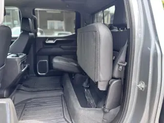 2023 GMC Sierra 1500 SLT Crew Cab