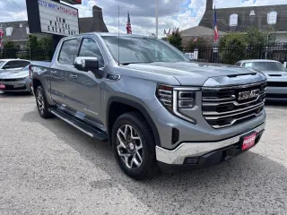 2023 GMC Sierra 1500 SLT Crew Cab
