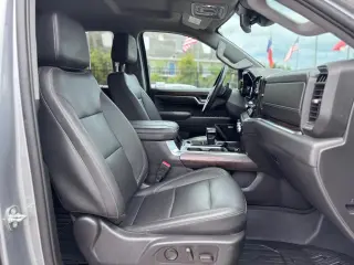 2023 GMC Sierra 1500 SLT Crew Cab