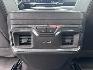 2023 GMC Sierra 1500 SLT Crew Cab
