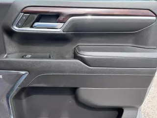 2023 GMC Sierra 1500 SLT Crew Cab