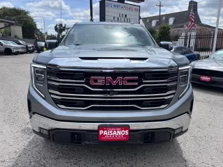 2023 GMC Sierra 1500 SLT Crew Cab