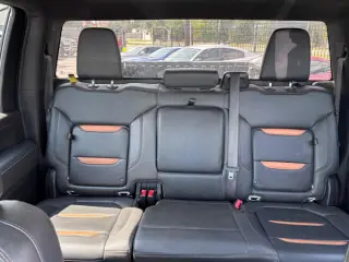 2023 GMC Sierra 2500HD 4WD Crew Cab Standard Bed AT4
